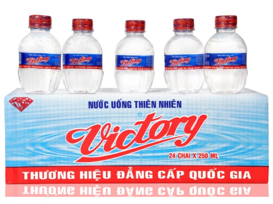 Nước đóng chai giá rẻ Victory 250ml